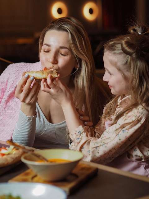 dining in food-dining