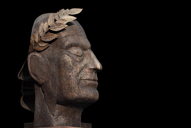 sculpture in media-entertainment