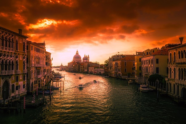 canal in transport-travel-3
