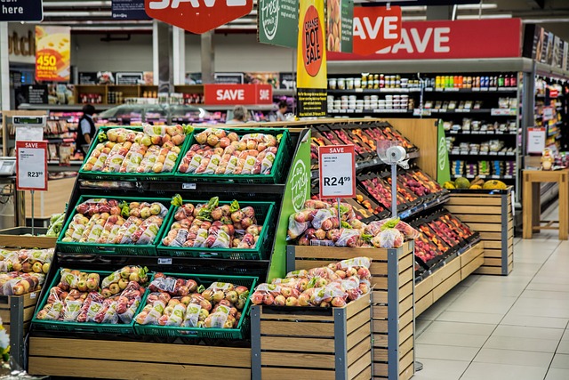 grocery in shopping-money-2