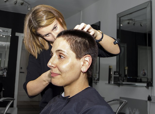 haircut in home-living-9