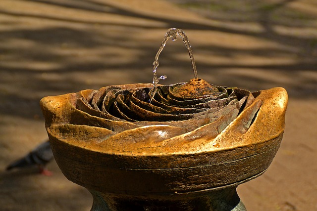 fountain in city-buildings-2