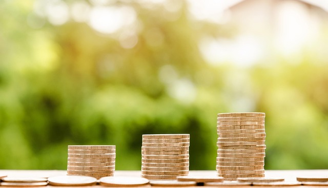 currency in economy-business