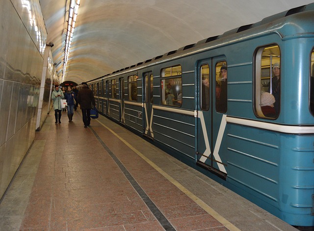subway in transport-travel-3